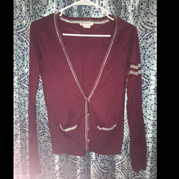 Burgundy and gray cardigan with elbow pads - Picture 1 of 3